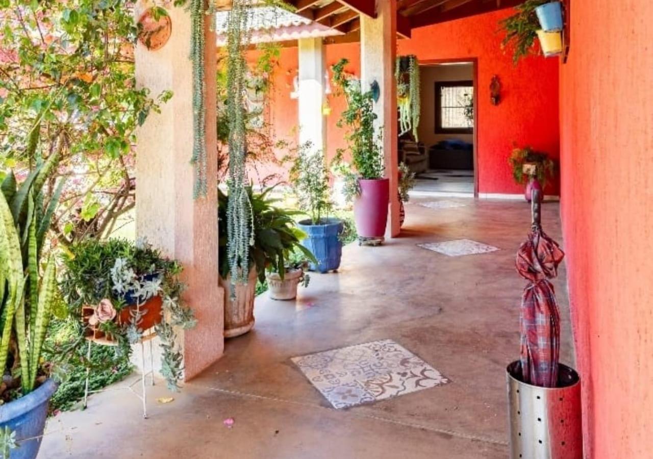 Recanto Mona Paraiso No Centro Da Cidade. Holiday home *